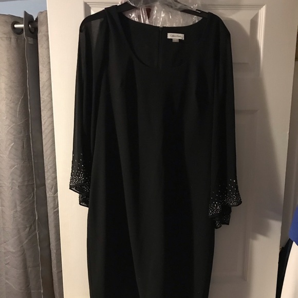 Dress - Picture 1 of 1